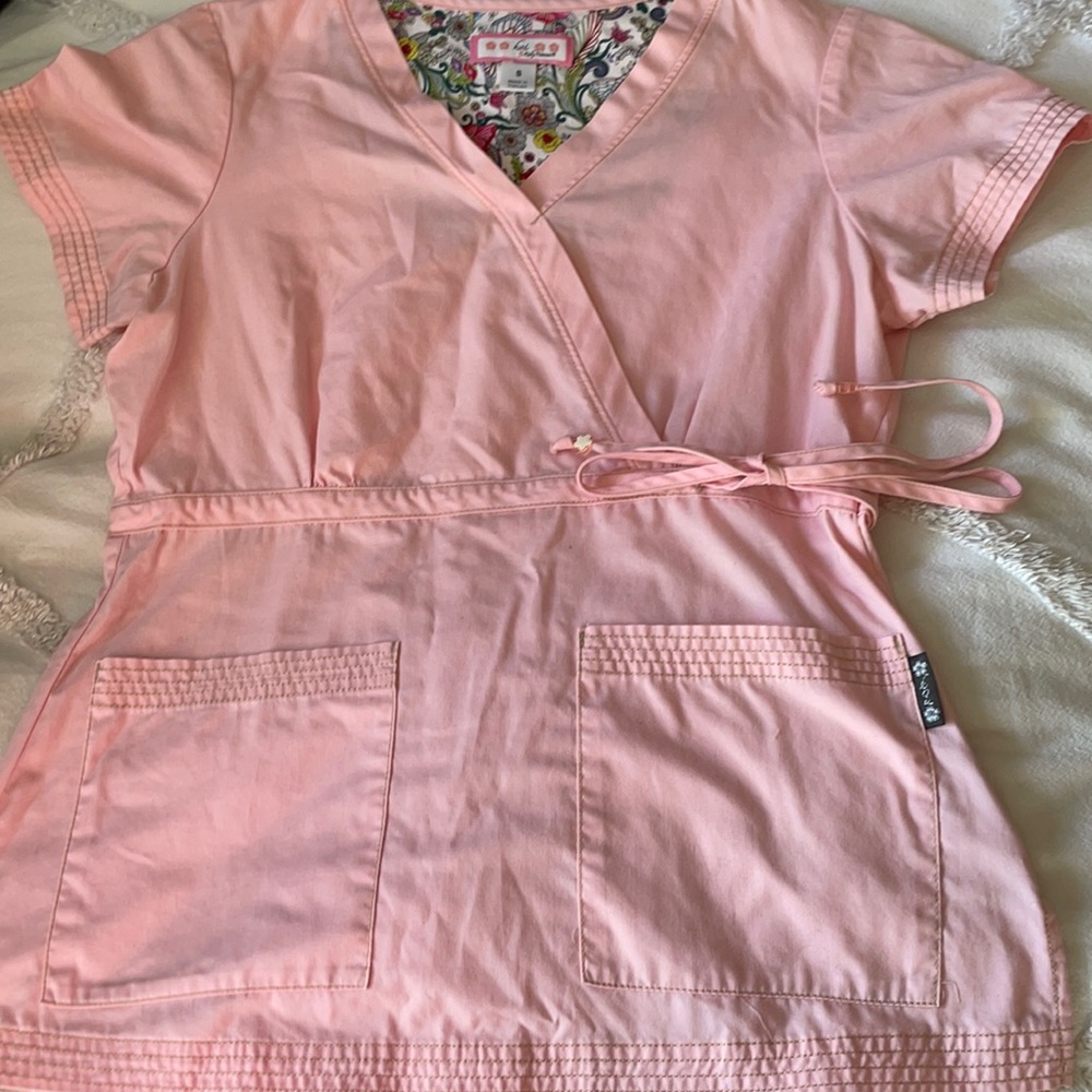 NWOT size small koi light pink scrub top